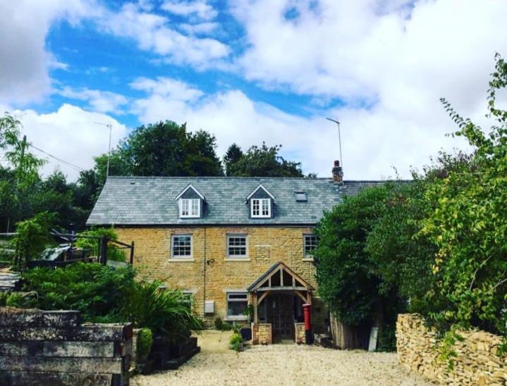 Luxury Country Cottage With A View Enstone 外观 照片