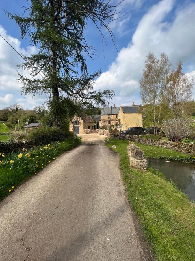 Luxury Country Cottage With A View Enstone 外观 照片